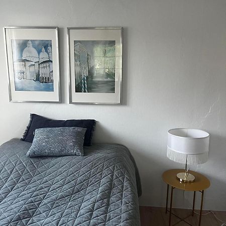 Rosenlund Gods - Kaelder B&B Sakskøbing Esterno foto