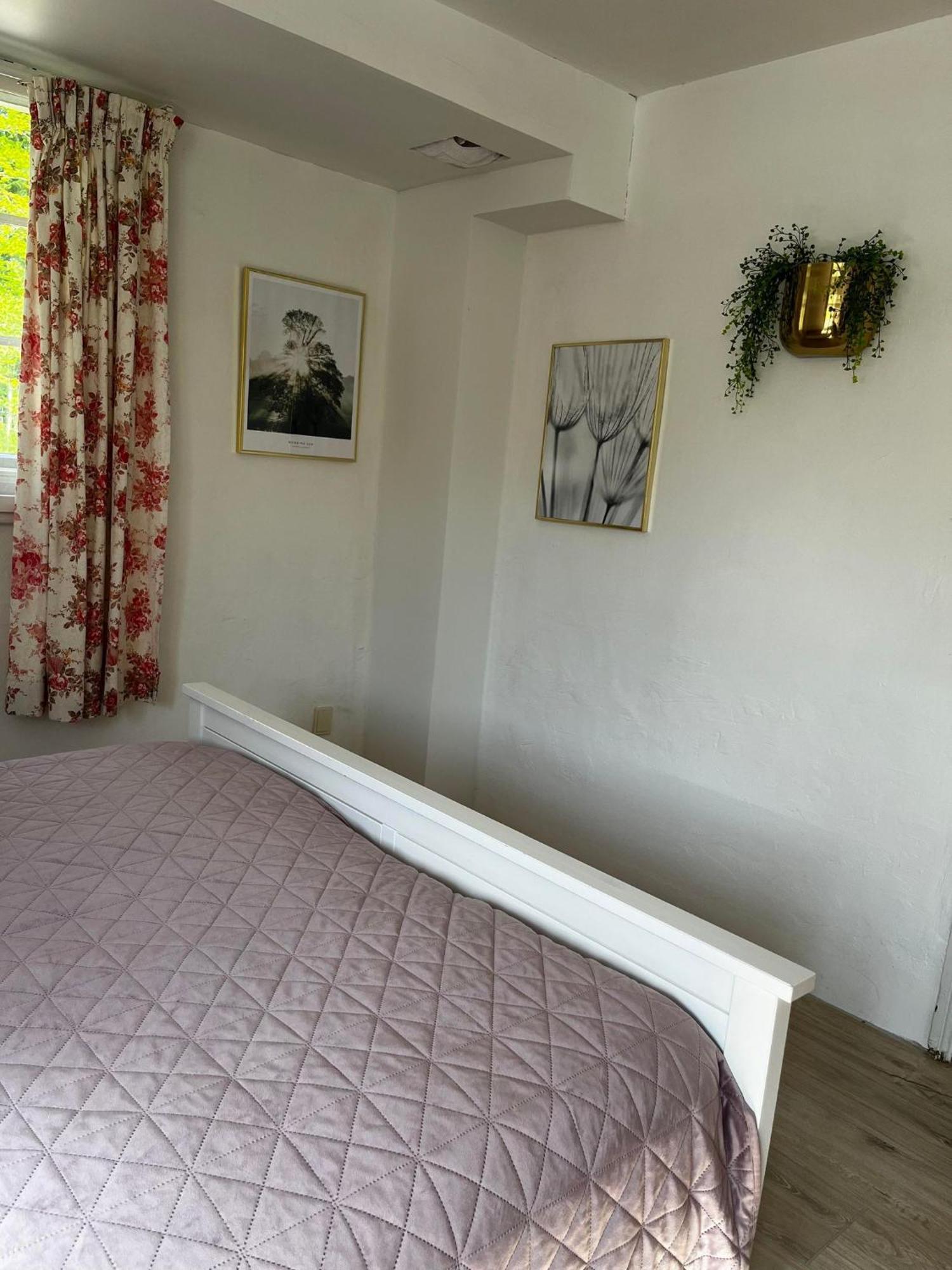 Rosenlund Gods - Kaelder B&B Sakskøbing Esterno foto